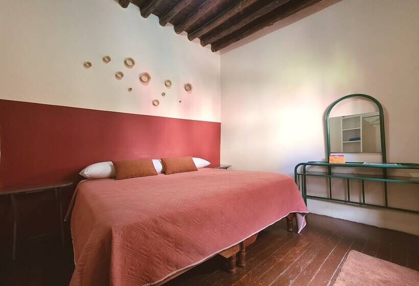 پانسیون Hostal Iká