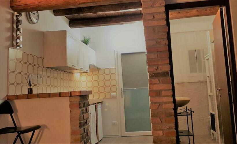 Pension Maximilian Seven