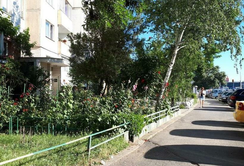 פנסיון New York  Guest Room Near The Airport, Transport Possibility