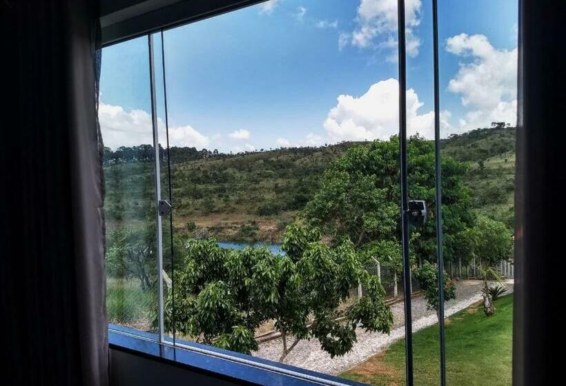 펜션 Suítes Canaã