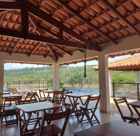 펜션 Suítes Canaã