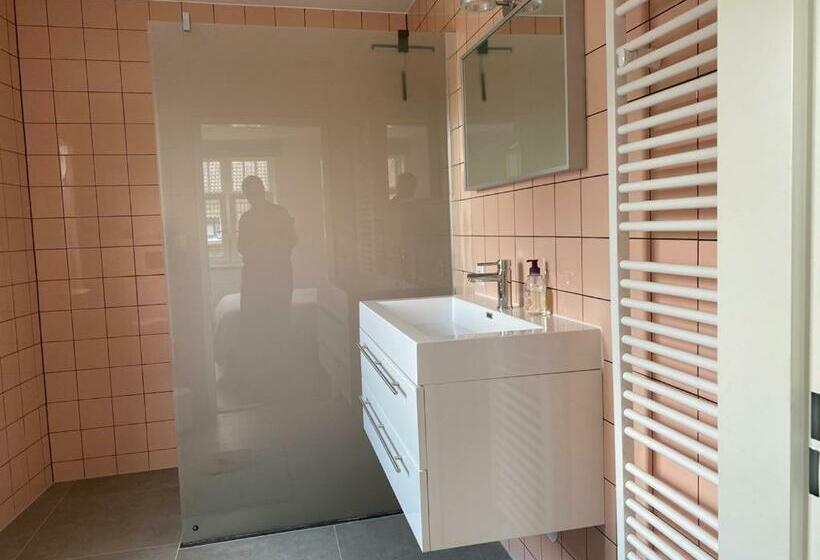 פנסיון The Farmer S Daughter