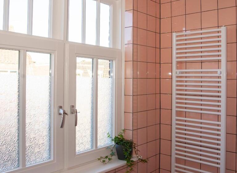 פנסיון The Farmer S Daughter