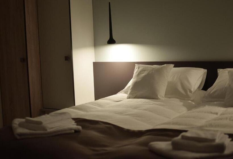 פנסיון Villa Alisia