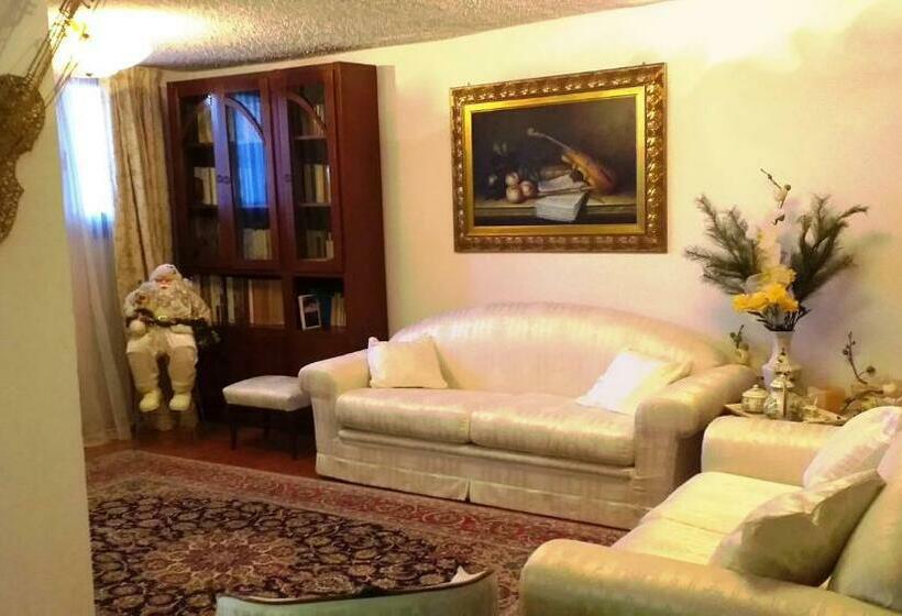 بنسيون Villa Chanel