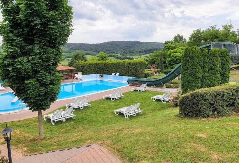 River Lux Apartman Dunaszentmiklós