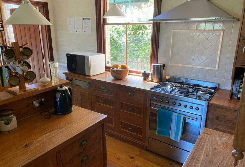 Yass Central Bed & Breakfast