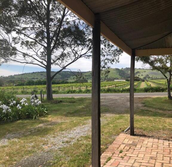 הוסטל Bethany Cottages