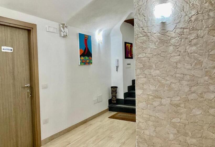 تختخواب و صبحانه A Room De  Scugnizzi