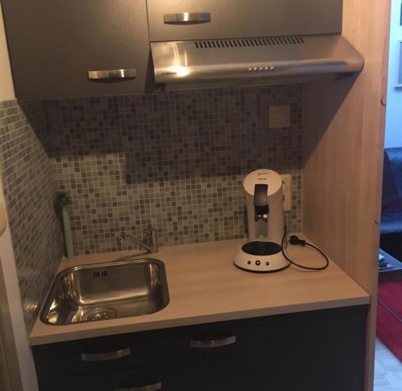 ベッドアンドブレックファースト Beau Reg Art