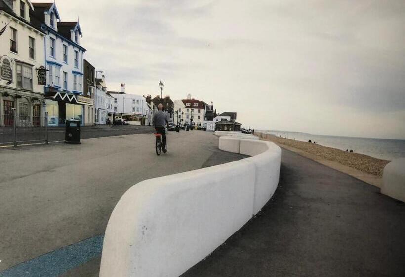 Bed and Breakfast Jonan House