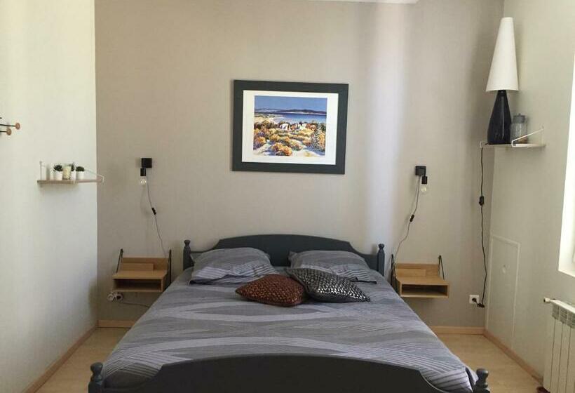 住宿加早餐  Le Patio De L Oustal