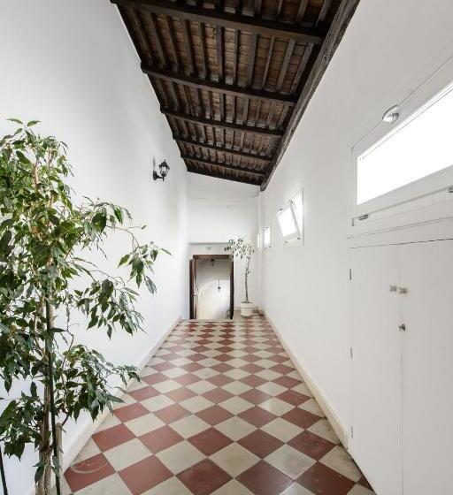 مبيت وإفطار Milcovich Suites