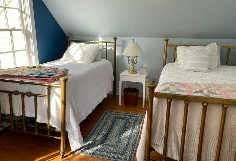 مبيت وإفطار The Birch Grove