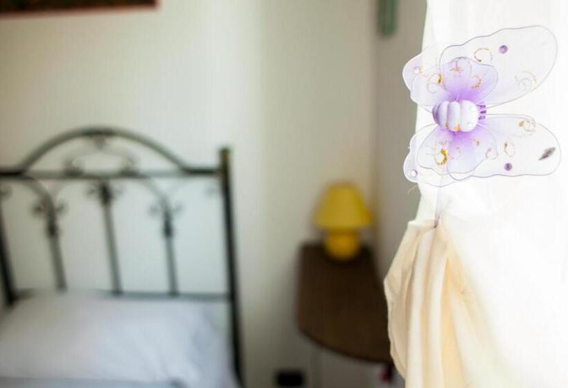 مبيت وإفطار Villa Marida