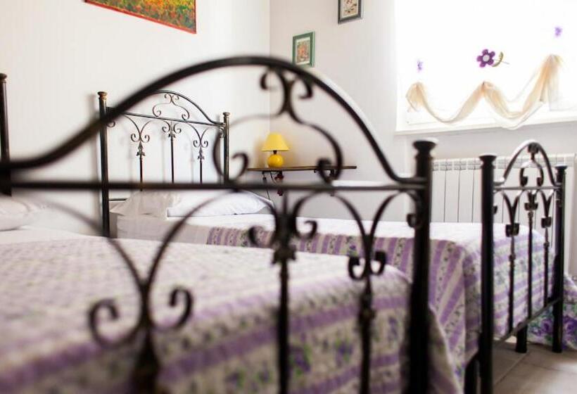 مبيت وإفطار Villa Marida