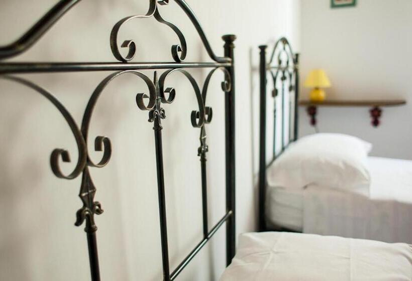 مبيت وإفطار Villa Marida