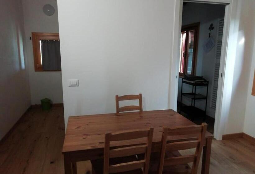 בית מלון כפרי Cortezecchina