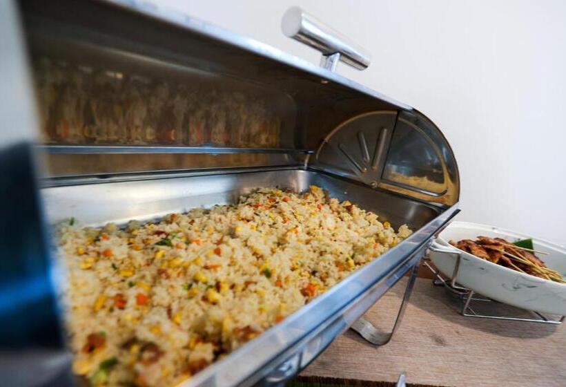 ホテル Worachat Boutique