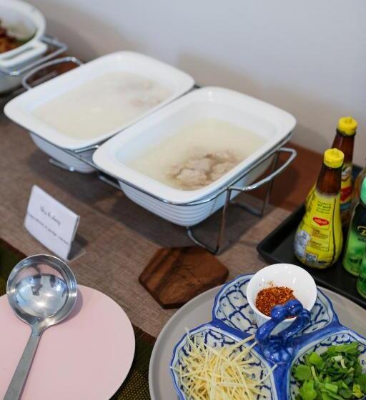 ホテル Worachat Boutique