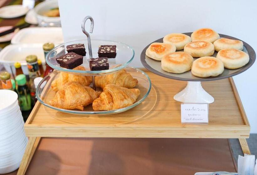 ホテル Worachat Boutique