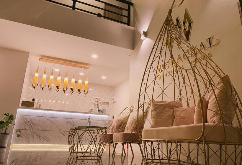 ホテル Worachat Boutique