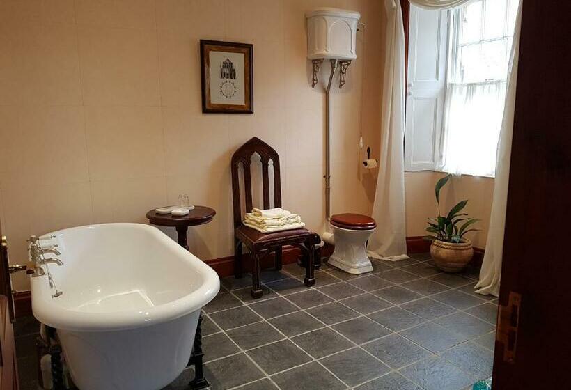 Moraybank Bed & Breakfast