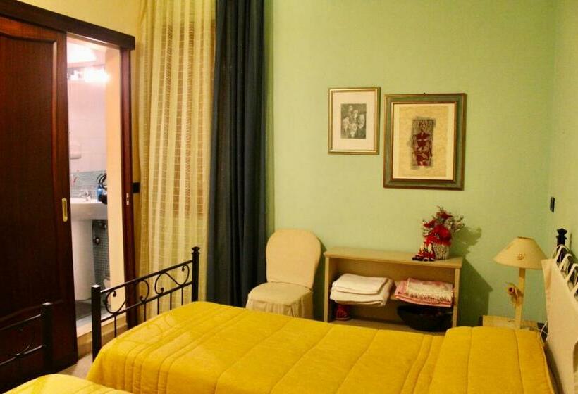 بنسيون A Casa Di Mamma