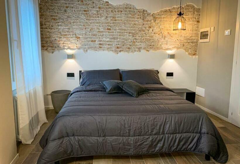 膳宿费 Al Sagraeto