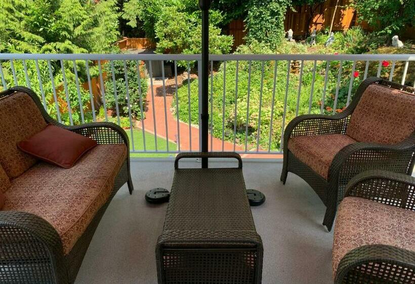 膳宿费 Beautiful Modern Suite