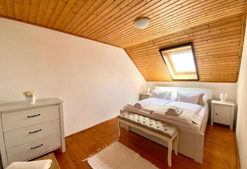 膳宿费 Borászporta  Présház