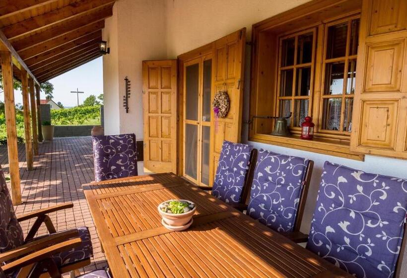 膳宿费 Borászporta  Présház