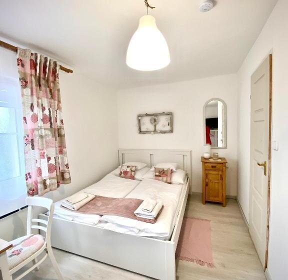 膳宿费 Borászporta  Présház