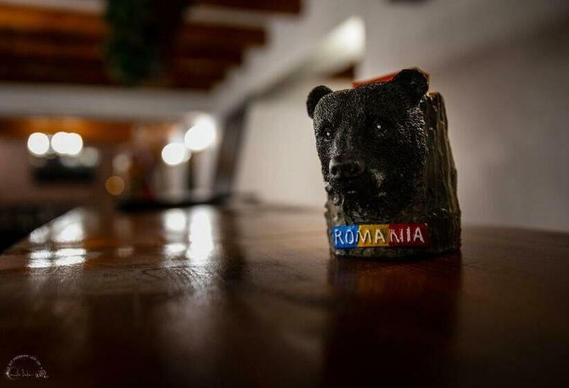 펜션 Domeniul Poiana Ursului