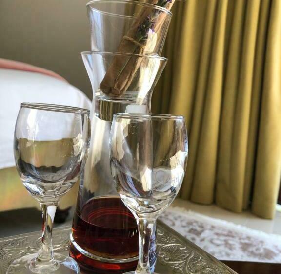 ペンション Fleur De Lis Guesthouse