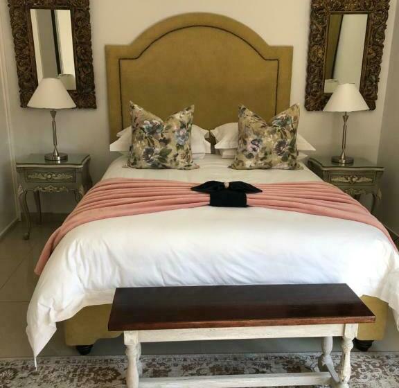 ペンション Fleur De Lis Guesthouse