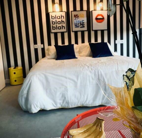 ペンション Glass Cube