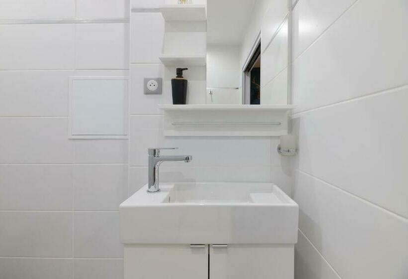 膳宿费 Gîte De La Frête