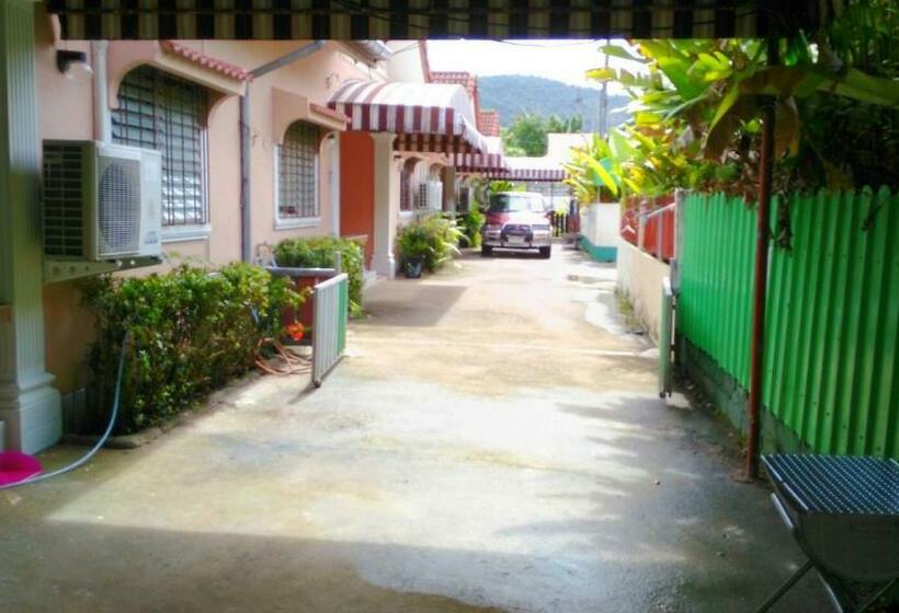 Pensão H&q Bangtao Kitchen Studio