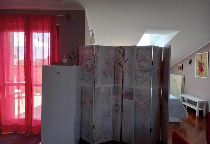 بنسيون La Mansarda Di Mi&lo Junior Suite