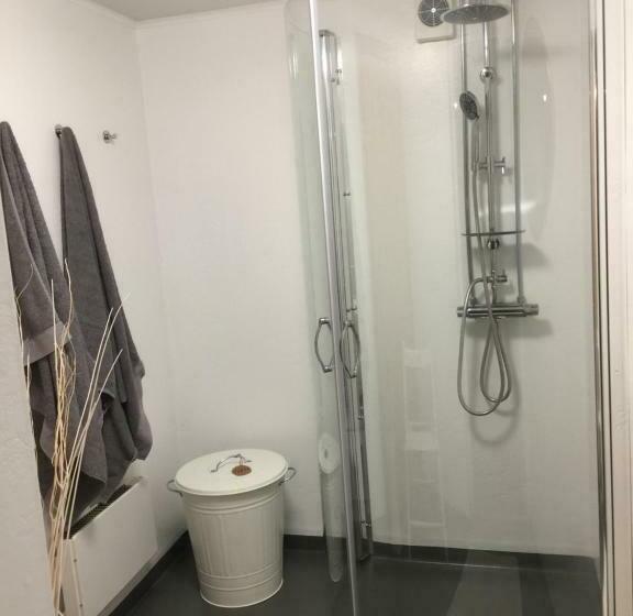 פנסיון Lägenhet Centralt I Värnamo Vid Apladalen