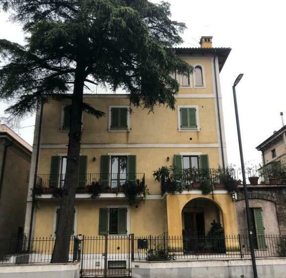 ペンション Lory’s Residence