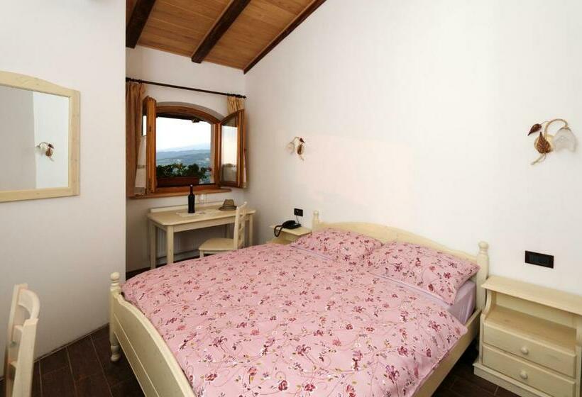 پانسیون Pri Marjotu