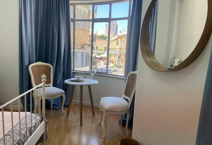 پانسیون Unique Studios Phaneromenis 41   Down Town Nicosia