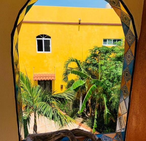 پانسیون Villa La Joya