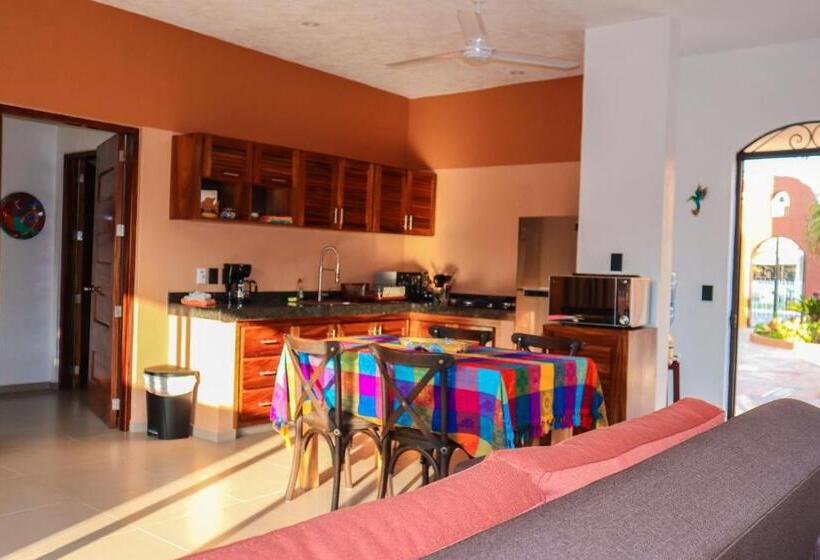 پانسیون Villa La Joya