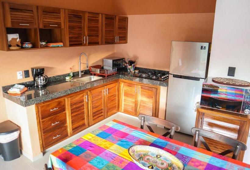 پانسیون Villa La Joya