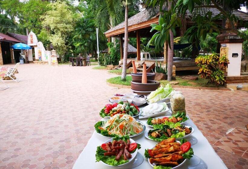 Rs Phong Riverside Resort