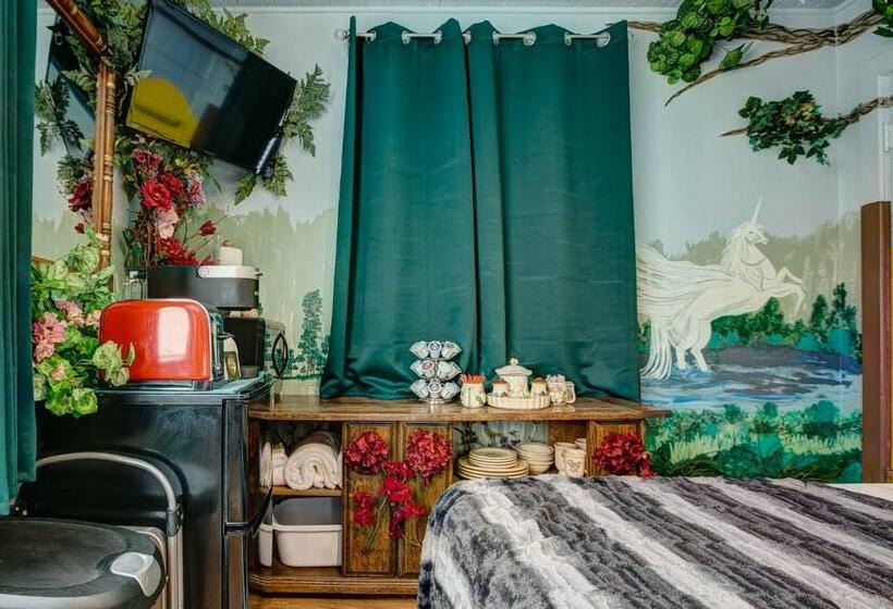 旅馆 The Oasis On Eisenhower