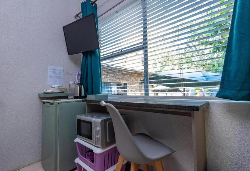 호스텔 Rozelee Rest